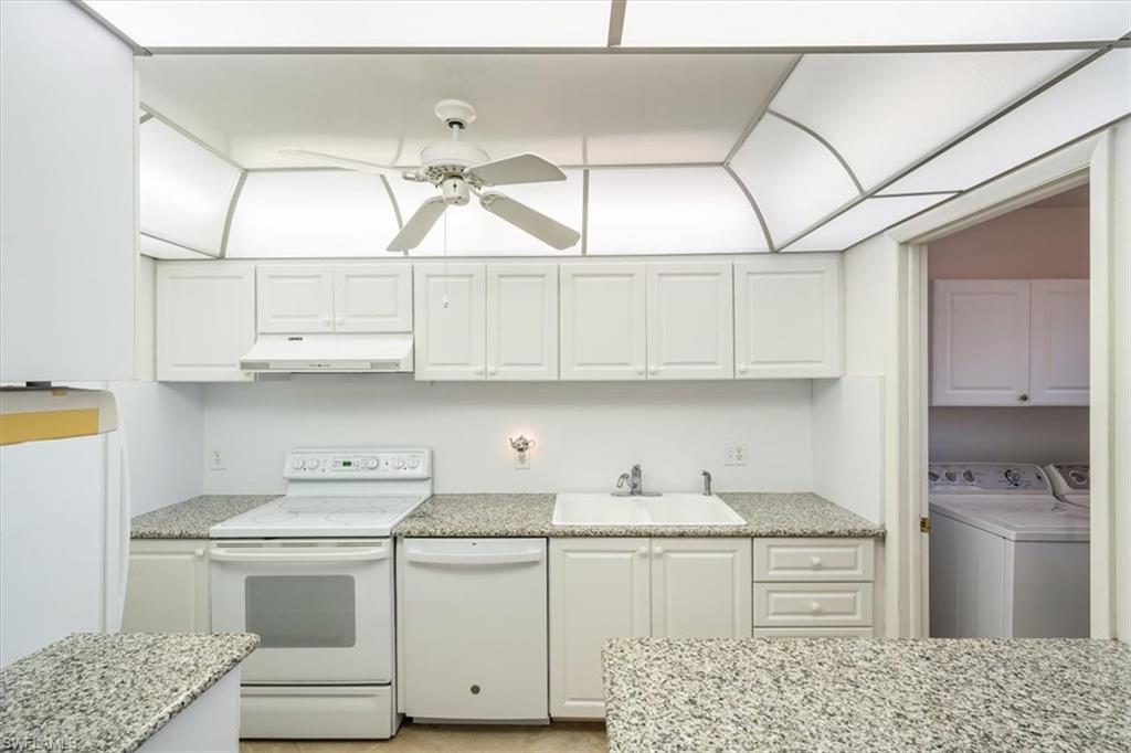 788 Park Shore Dr D30 Property Photo 11