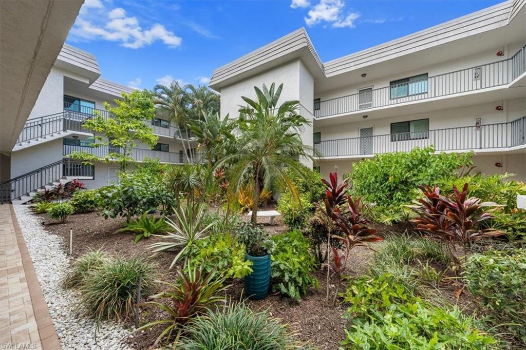 788 Park Shore Dr D30 Property Photo 22