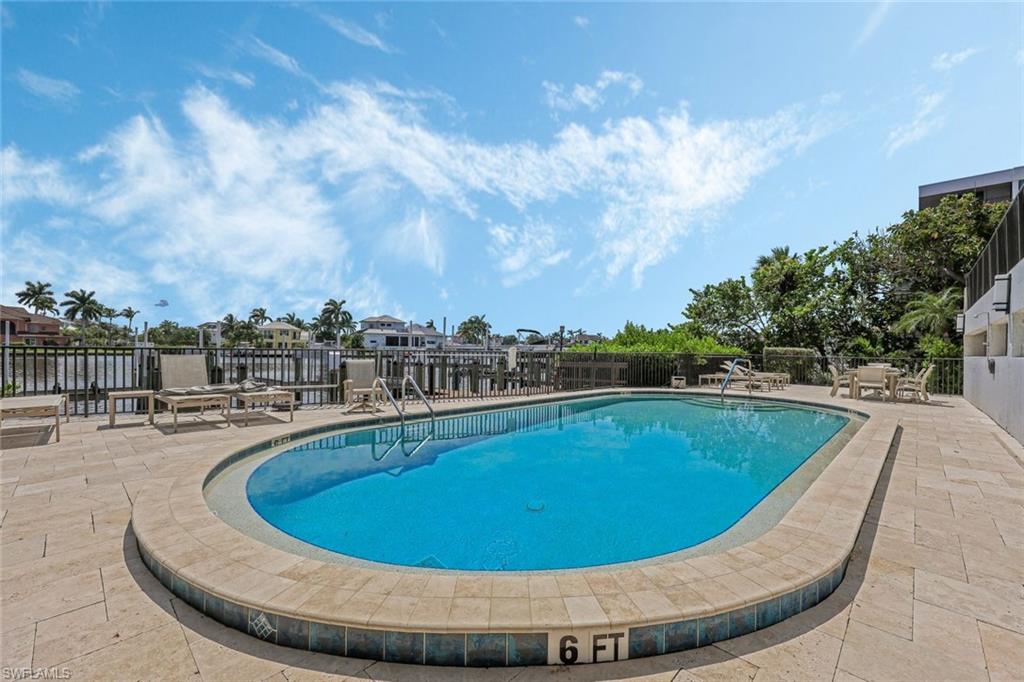10562 Gulf Shore DR 202 Property Photo 1