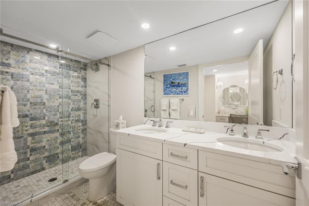 10562 Gulf Shore Dr 202 Property Photo 7