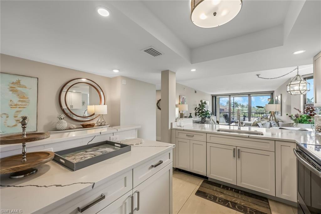 10562 Gulf Shore Dr 202 Property Photo 12
