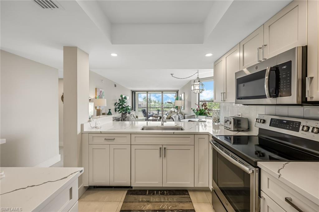 10562 Gulf Shore Dr 202 Property Photo 13