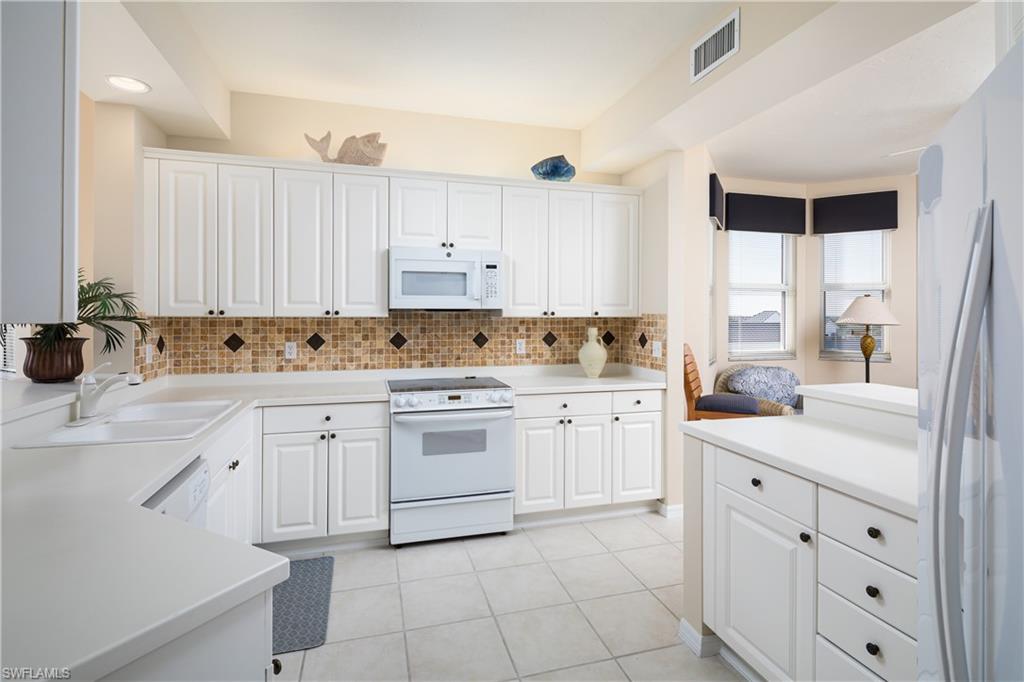 410 Flagship Dr 806 Property Photo 7