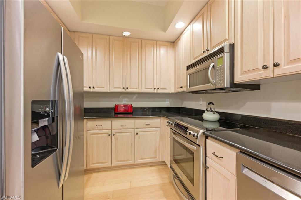 5068 Annunciation Cir 4310 Property Photo 12