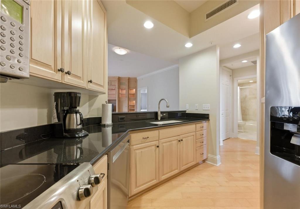 5068 Annunciation Cir 4310 Property Photo 13