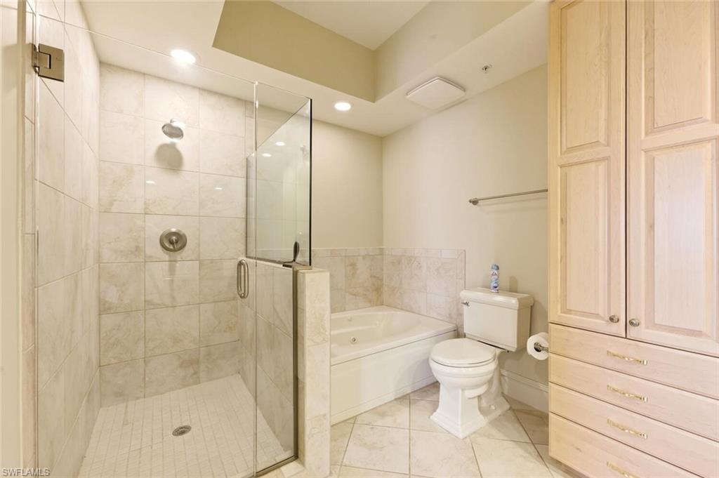 5068 Annunciation Cir 4310 Property Photo 21