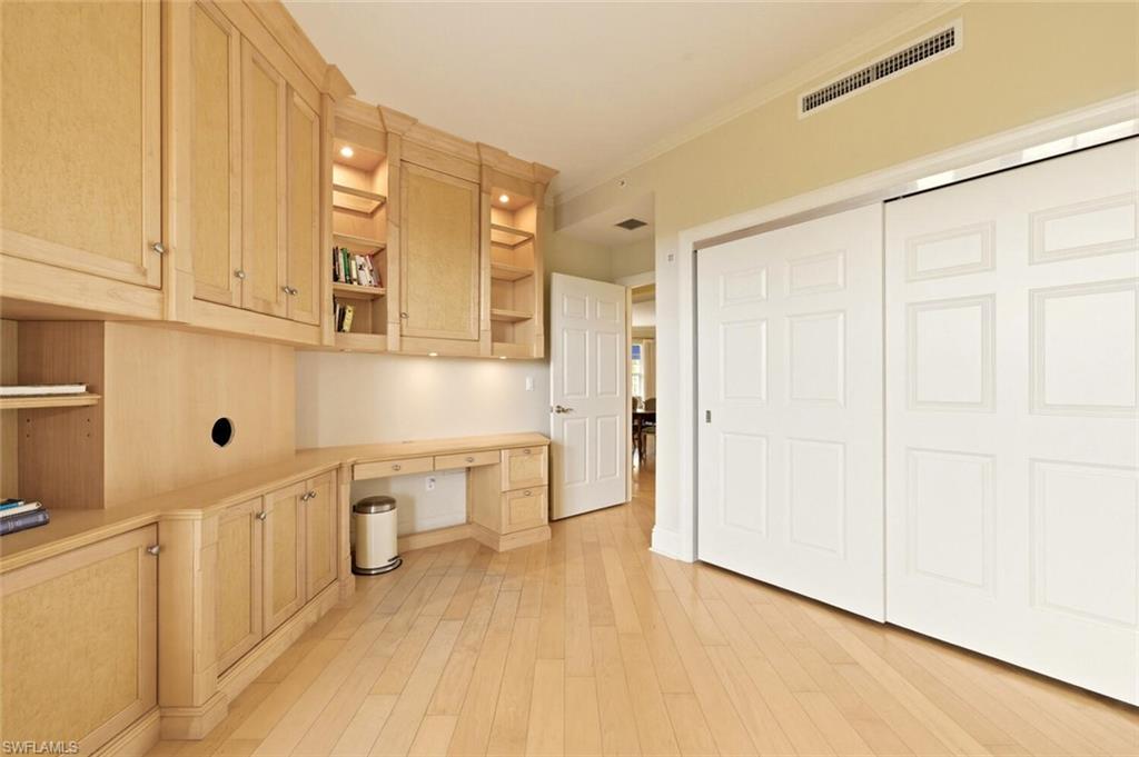 5068 Annunciation Cir 4310 Property Photo 24