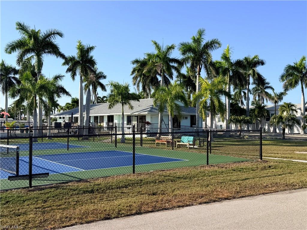 19 Spanish Main Property Photo 15