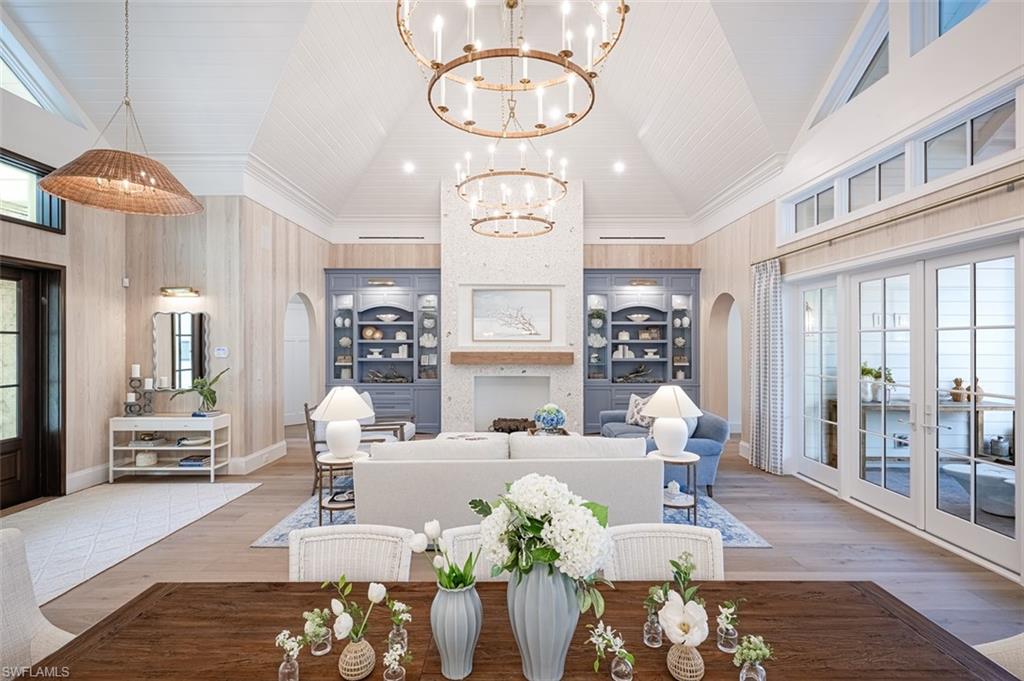 266 15th Ave S Property Photo 11