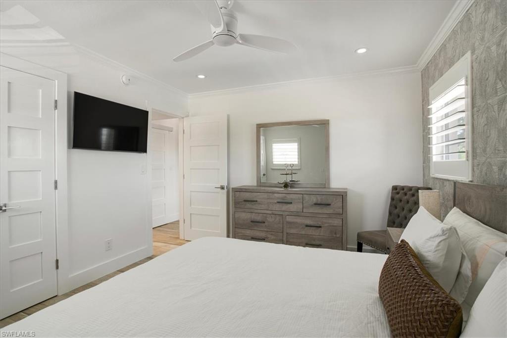 457 Tallwood St 305 Property Photo 7
