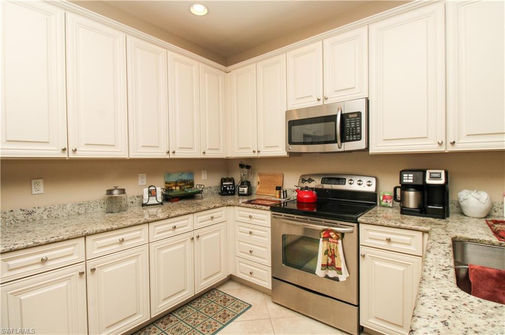 9054 Capistrano St N 4003 Property Photo 14
