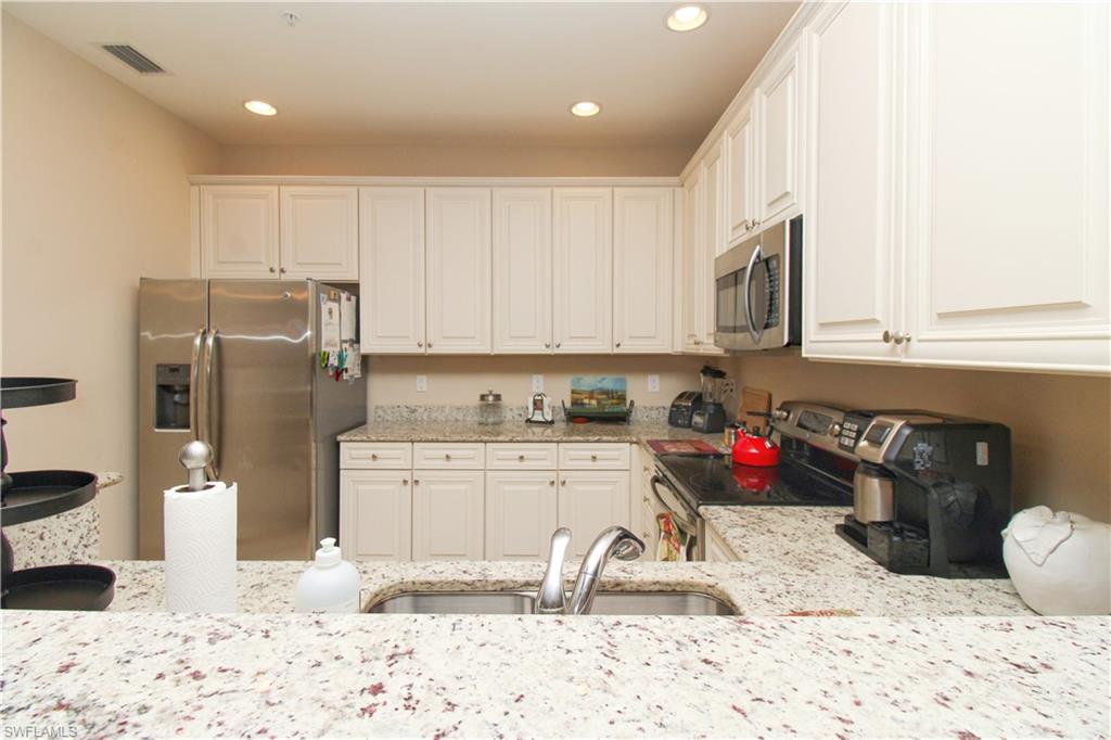 9054 Capistrano St N 4003 Property Photo 17