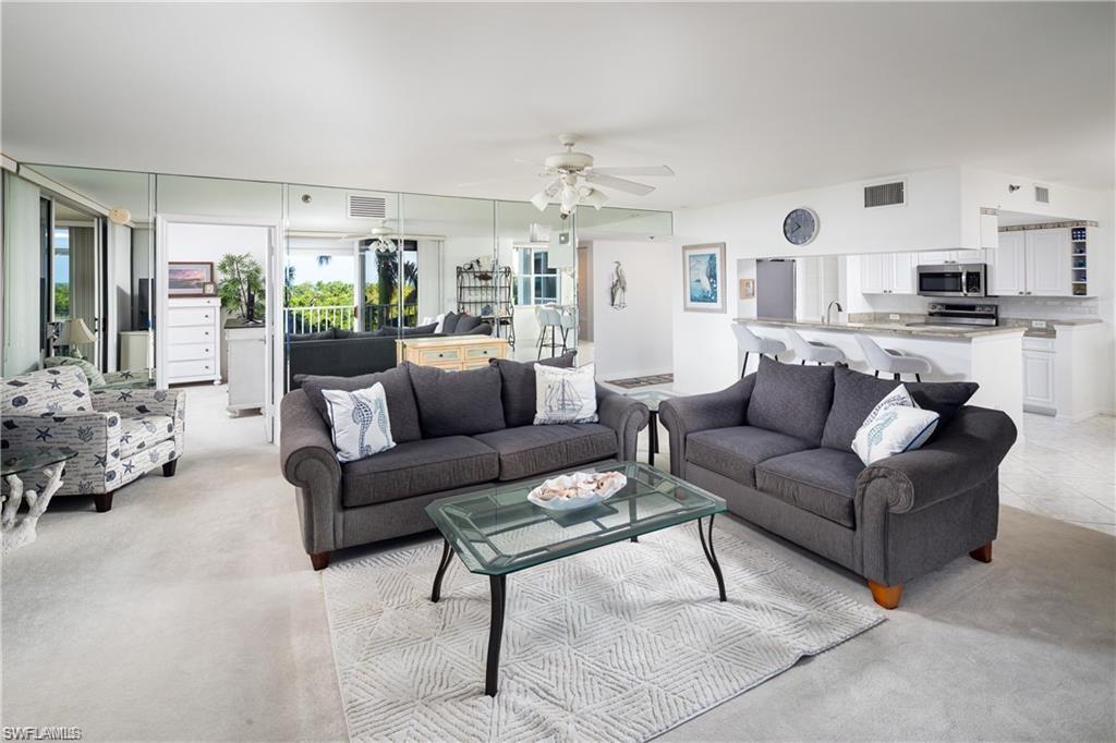 5550 Heron Point Dr 305 Property Photo 4