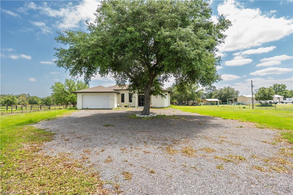 655 Olivo St Property Photo 44