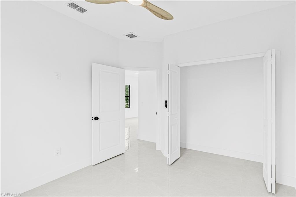 343 Pullman St Property Photo 27