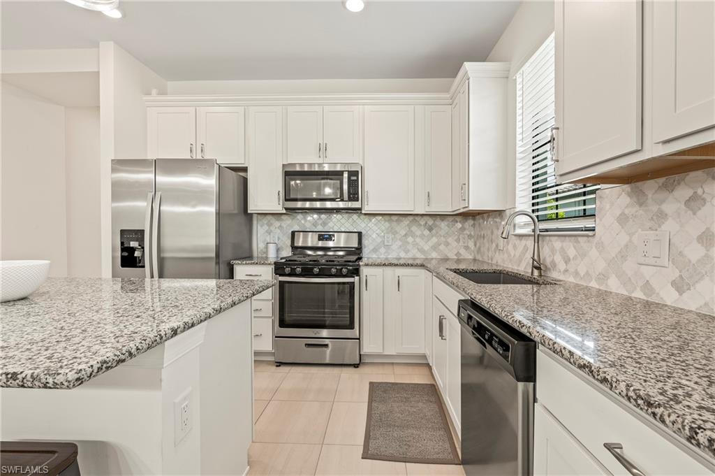 12350 Canal Grande Dr Property Photo 4