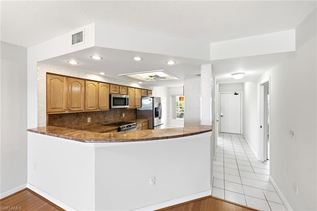 13105 Vanderbilt Dr 407 Property Photo 7