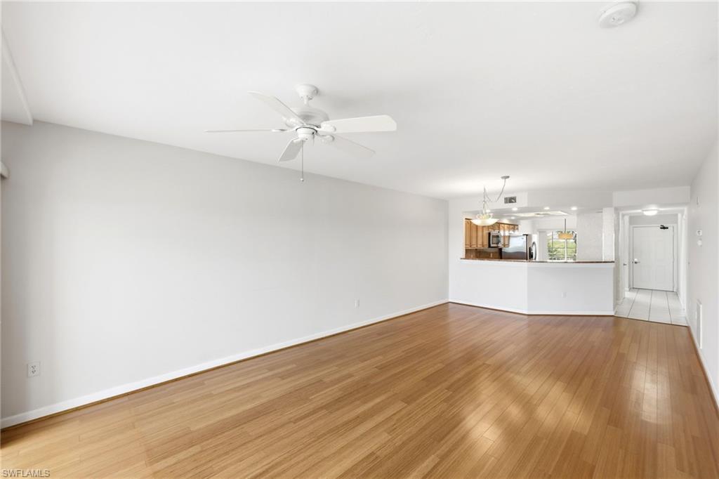 13105 Vanderbilt Dr 407 Property Photo 11