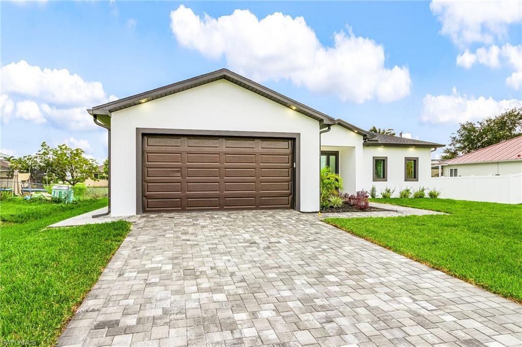 1630 17th Ter Property Photo 2
