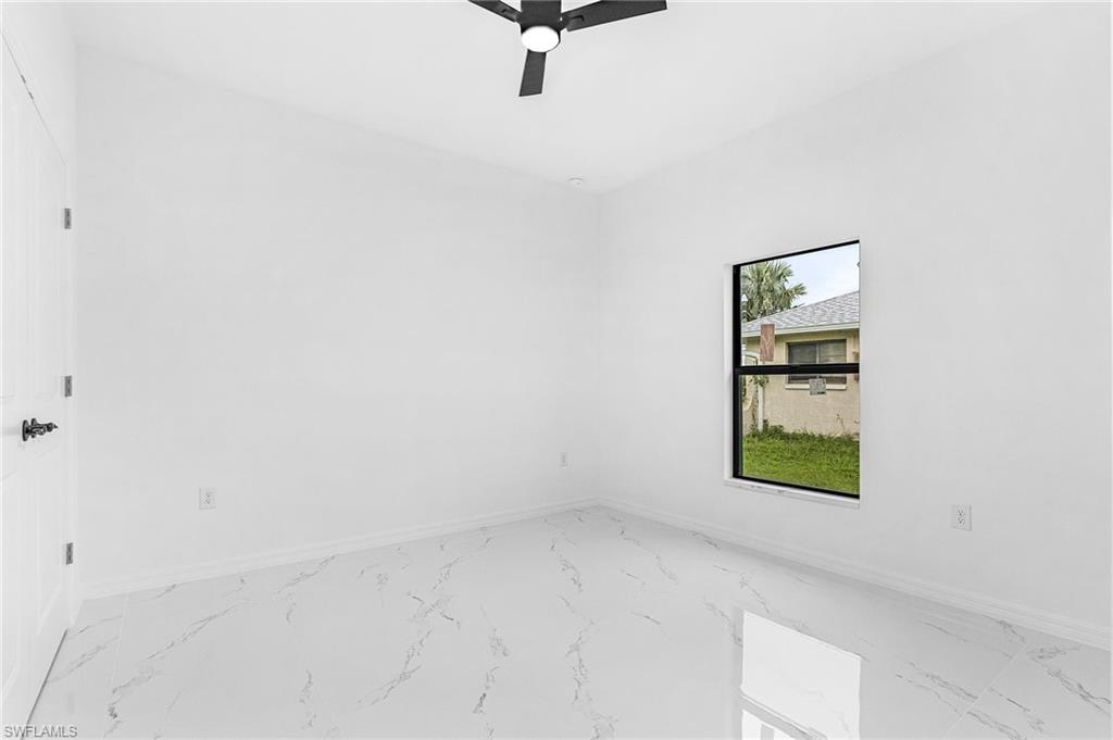 1630 17th Ter Property Photo 9