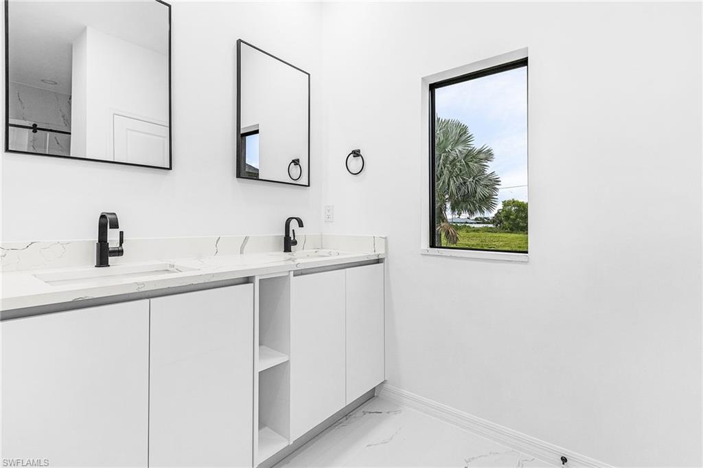 1630 17th Ter Property Photo 16