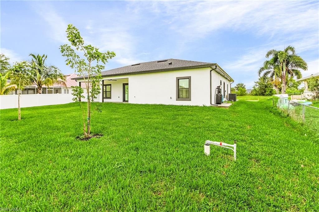 1630 17th Ter Property Photo 19