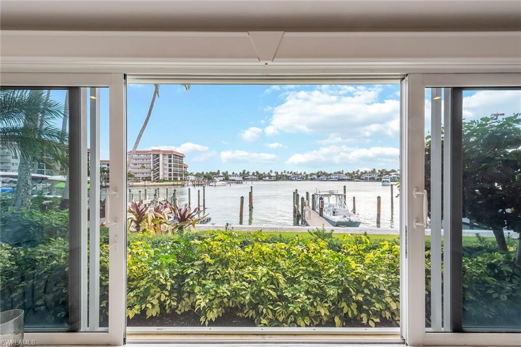 2850 Gulf Shore BLVD N 102 Property Photo 1