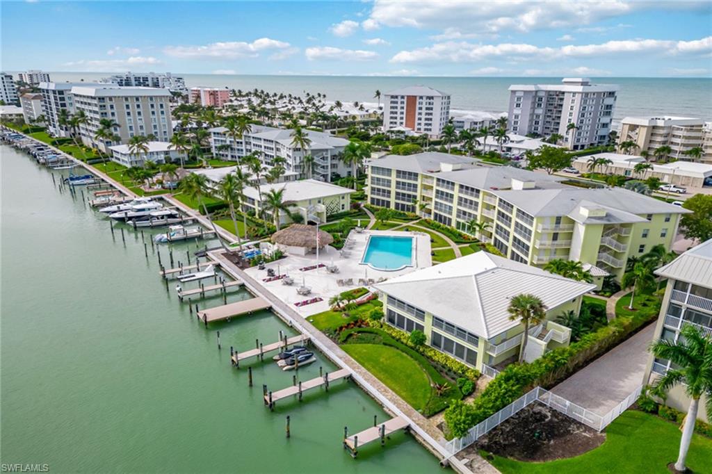 2850 Gulf Shore Blvd N 102 Property Photo 24