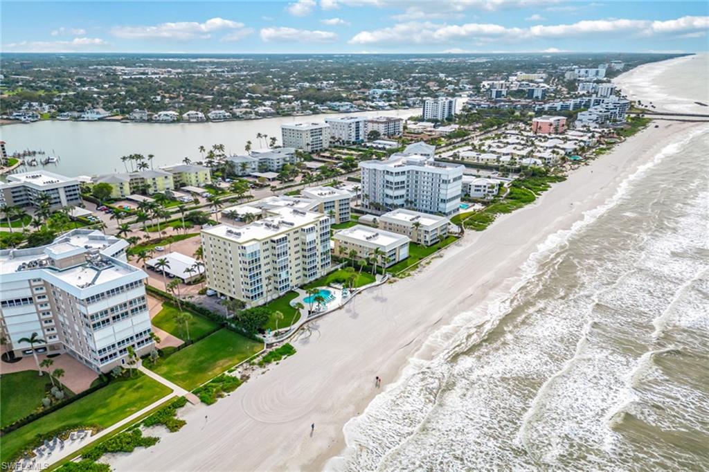 2850 Gulf Shore Blvd N 102 Property Photo 27