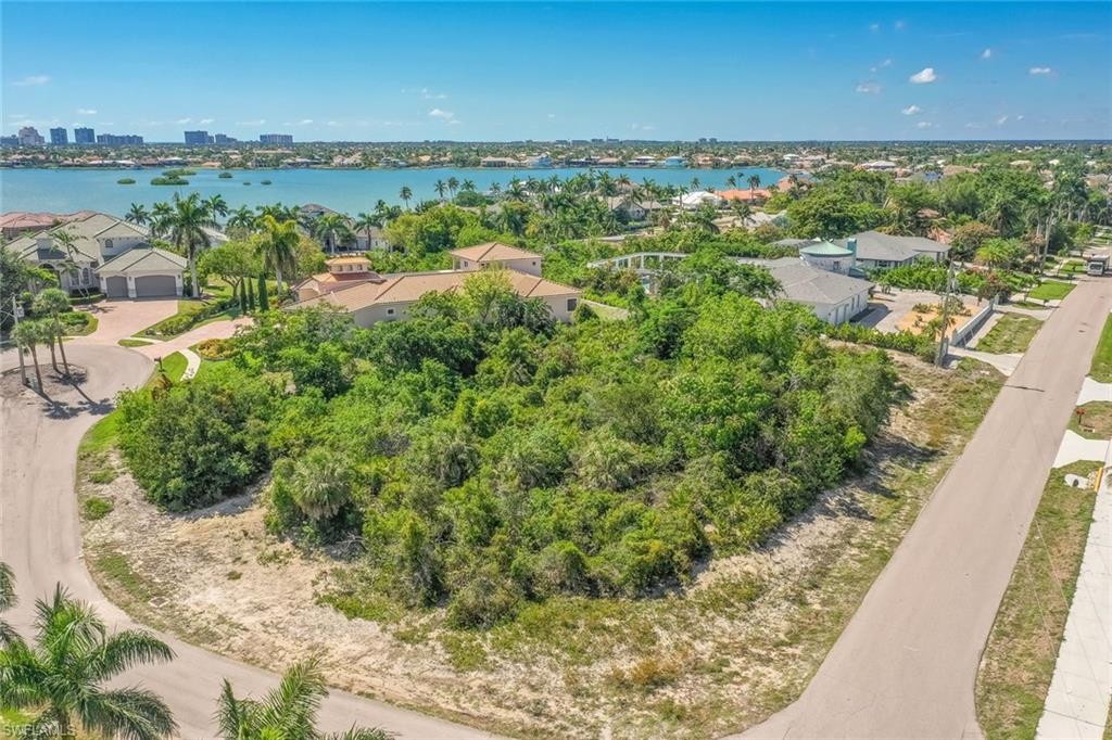 790 Inlet Dr Property Photo 11