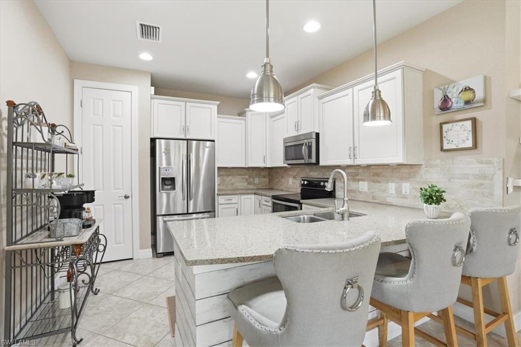 5769 Mayflower Way Property Photo 12