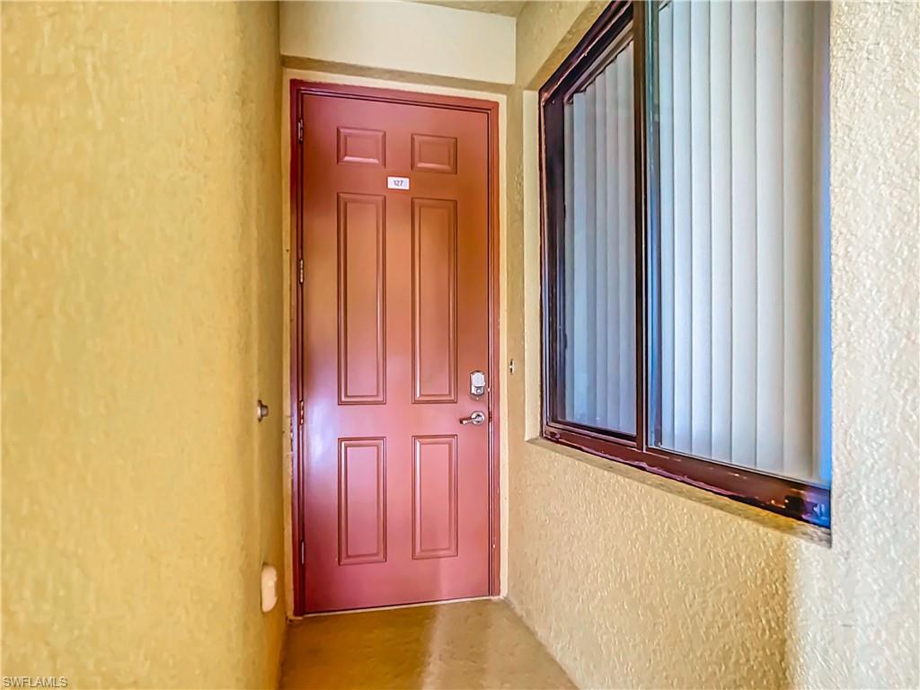 9715 Acqua Ct 127 Property Photo 6