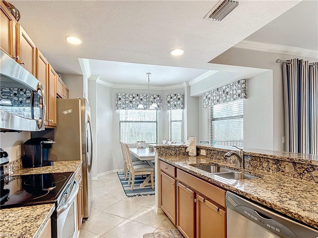 9715 Acqua Ct 127 Property Photo 12