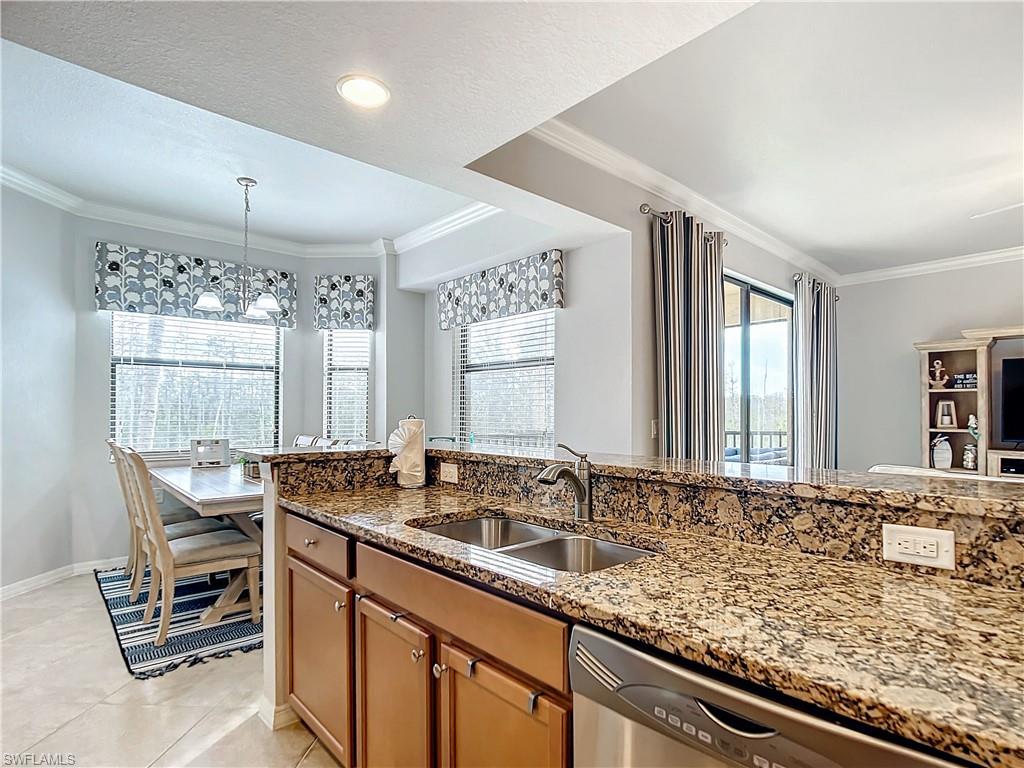 9715 Acqua Ct 127 Property Photo 14