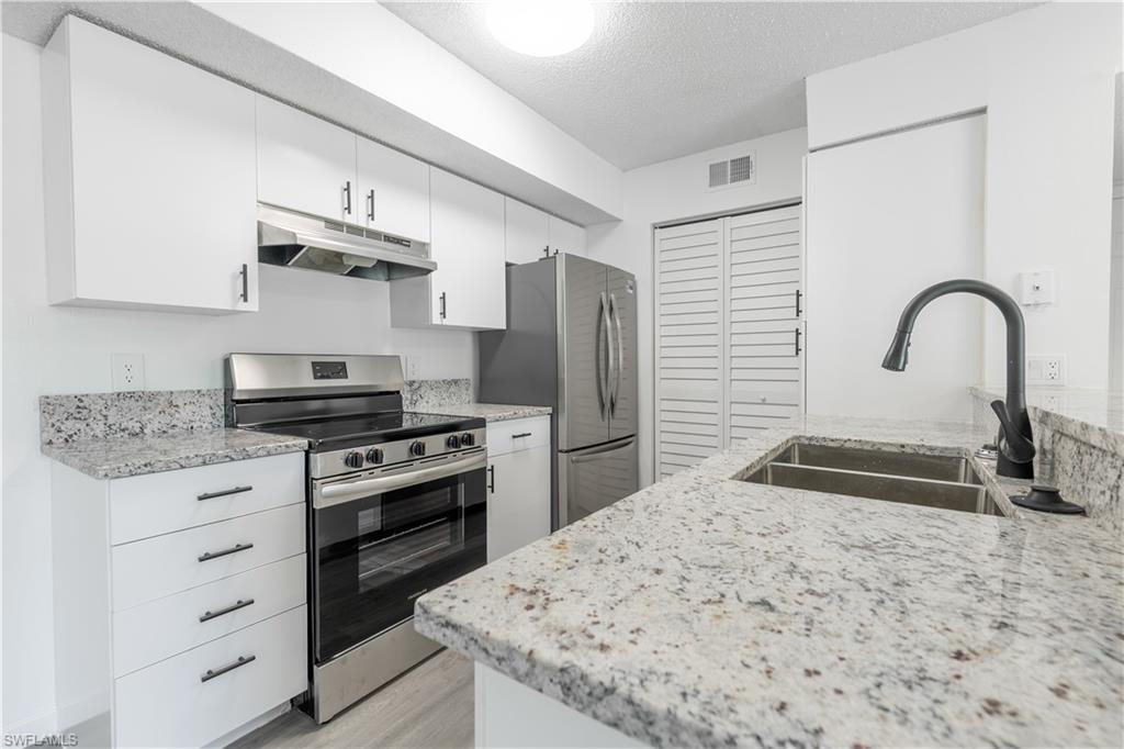 2094 Arbour Walk Cir 3018 Property Photo 9