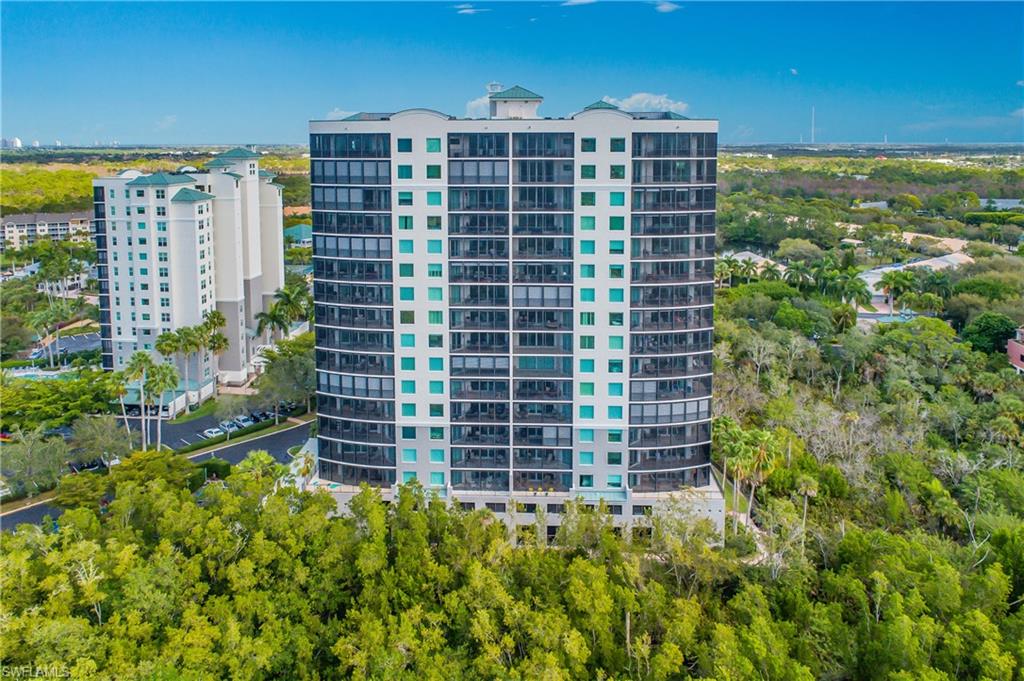 425 Cove Tower Dr 504 Property Photo 2