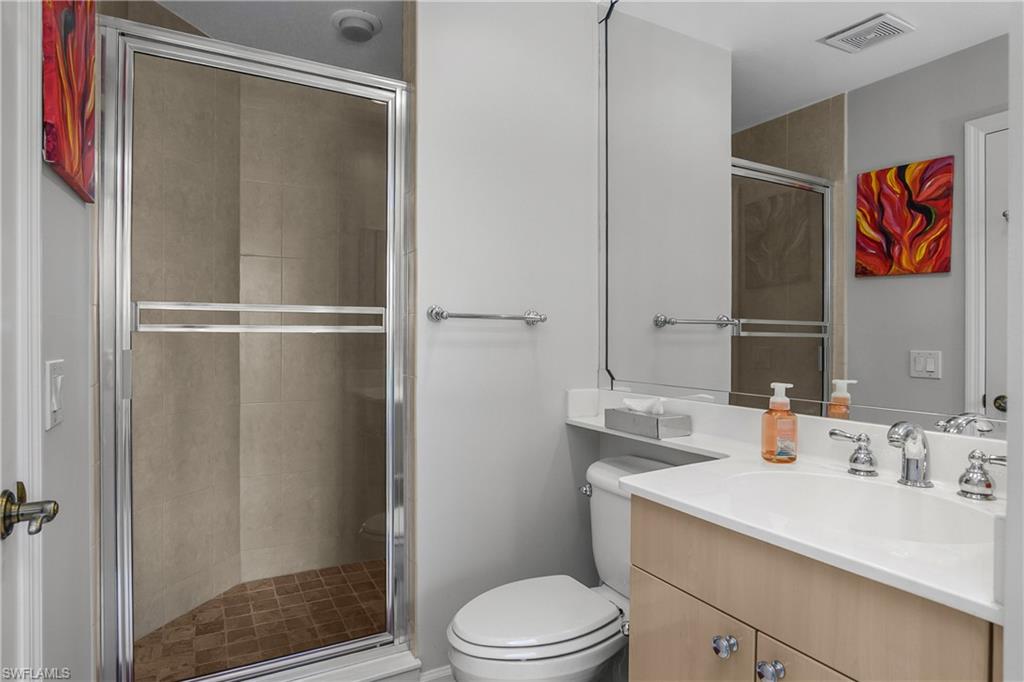 425 Cove Tower Dr 504 Property Photo 25