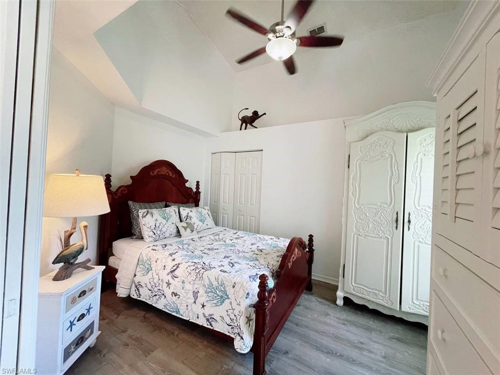 2037 Crown Pointe Blvd Property Photo 7