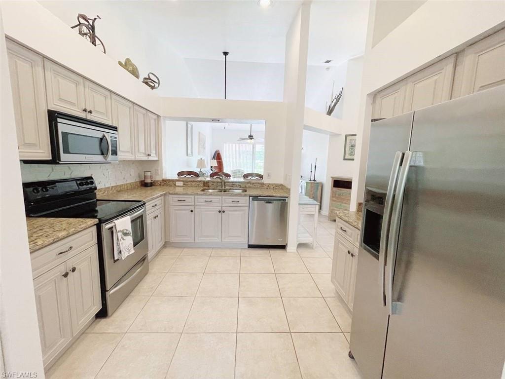2037 Crown Pointe Blvd Property Photo 15