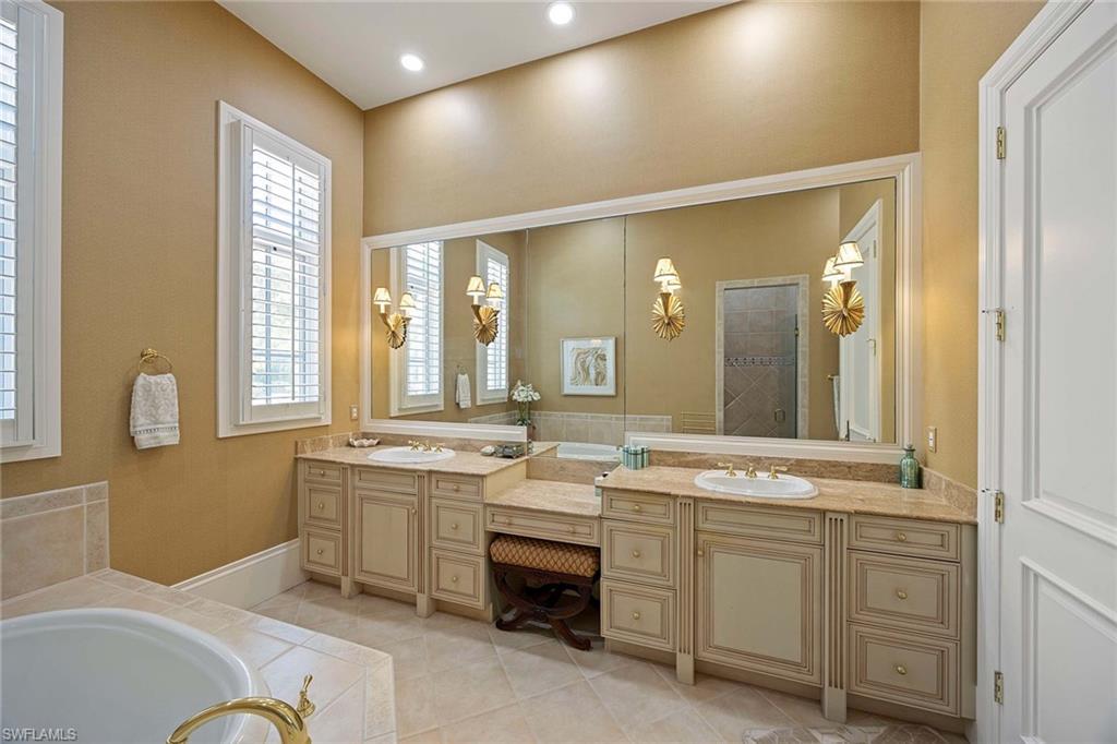 4661 Via Ravenna Property Photo 23
