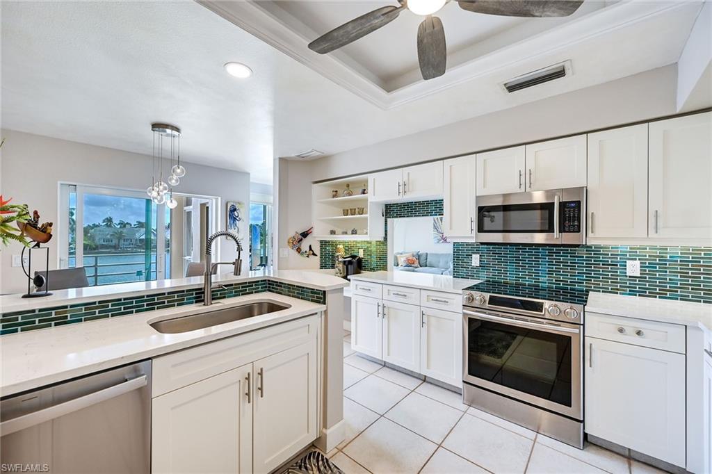 4530 Gulf Shore Blvd N 2-122 Property Photo 10