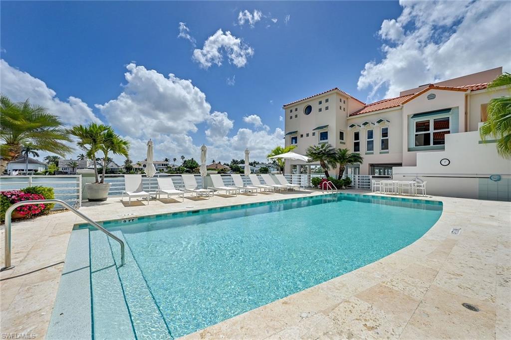 4530 Gulf Shore Blvd N 2-122 Property Photo 45