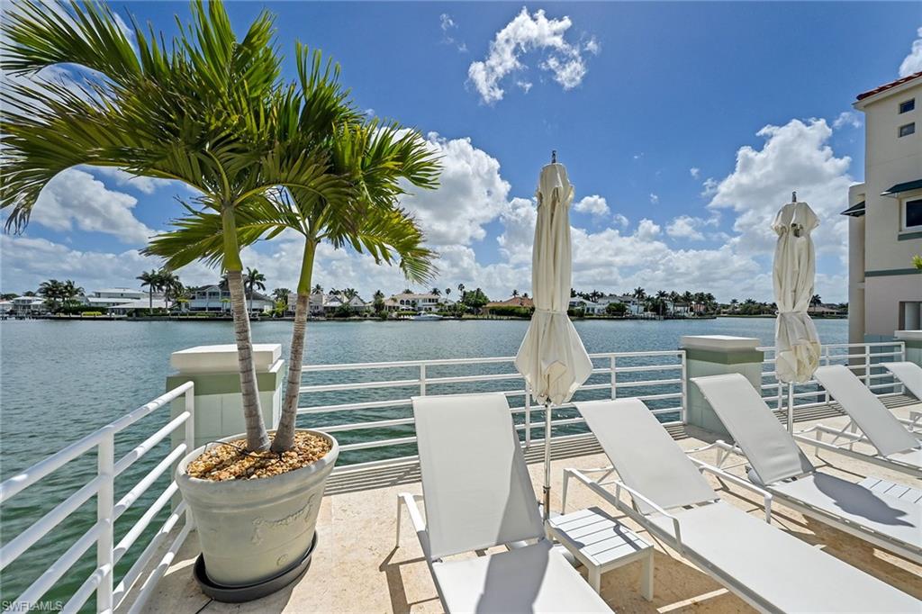 4530 Gulf Shore Blvd N 2-122 Property Photo 46