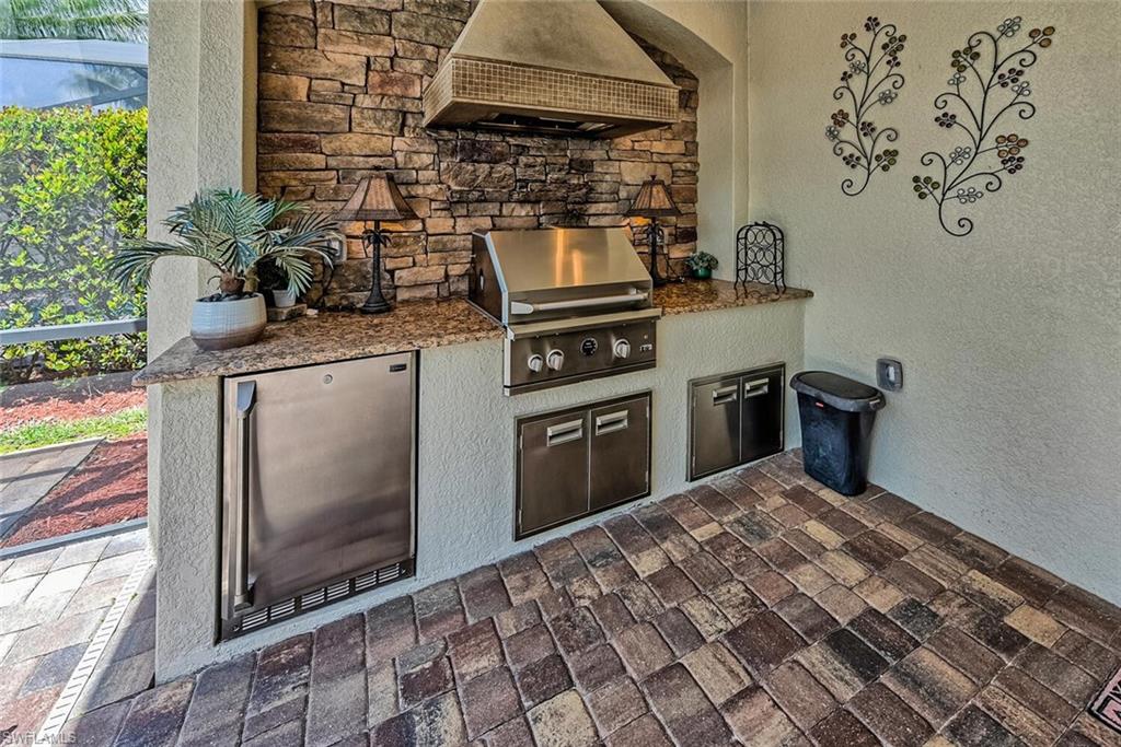 9415 Piacere Way Property Photo 21