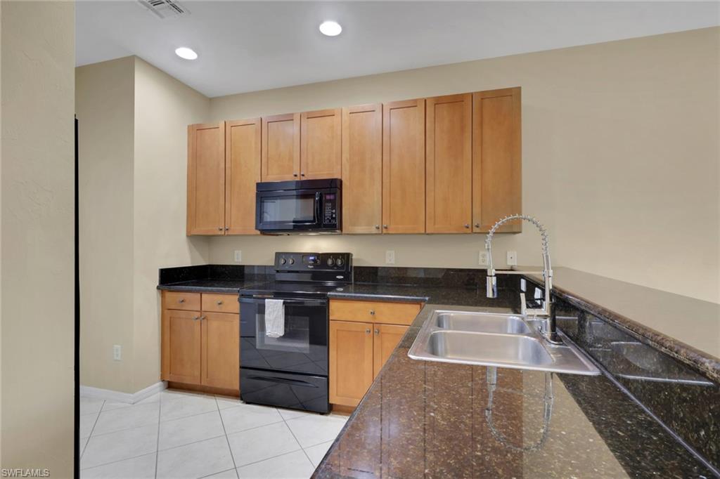 10260 Olivewood Way 58 Property Photo 12