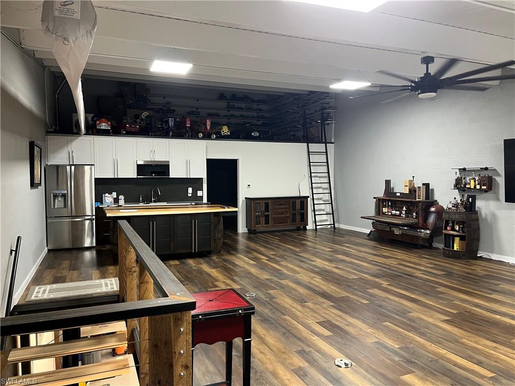18950 Tamiami Trl 100 Property Photo 6