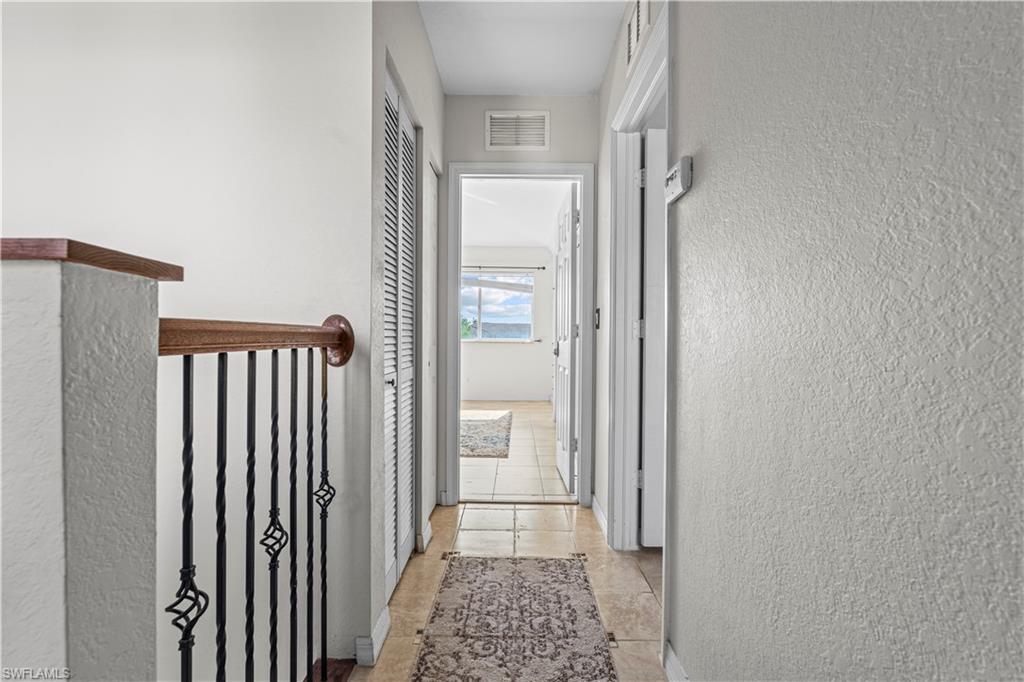 9808 Roundstone Cir Property Photo 13