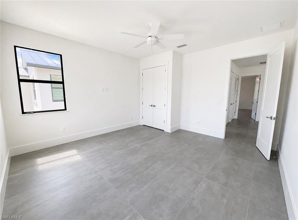 2727 Van Buren Ave Property Photo 5