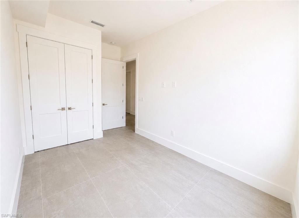 2727 Van Buren Ave Property Photo 12