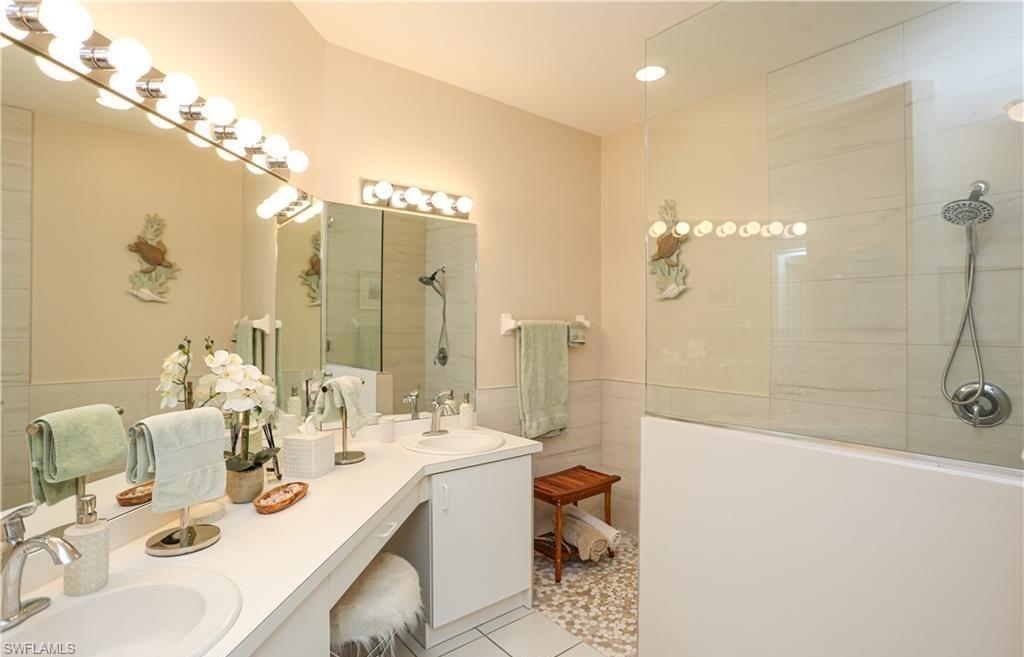 3775 Fieldstone Blvd 102 Property Photo 15
